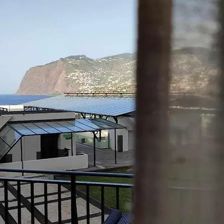 Apartment Seabreezebonimar *